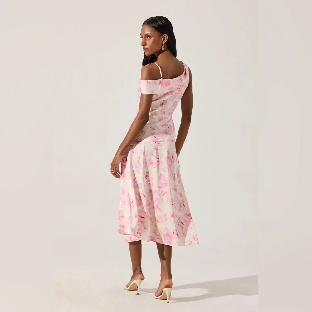 ASTR Women’s XL Pink Watercolor Asymmetric Shoulder Strap Midi Dress NEW - Picture 2 of 13